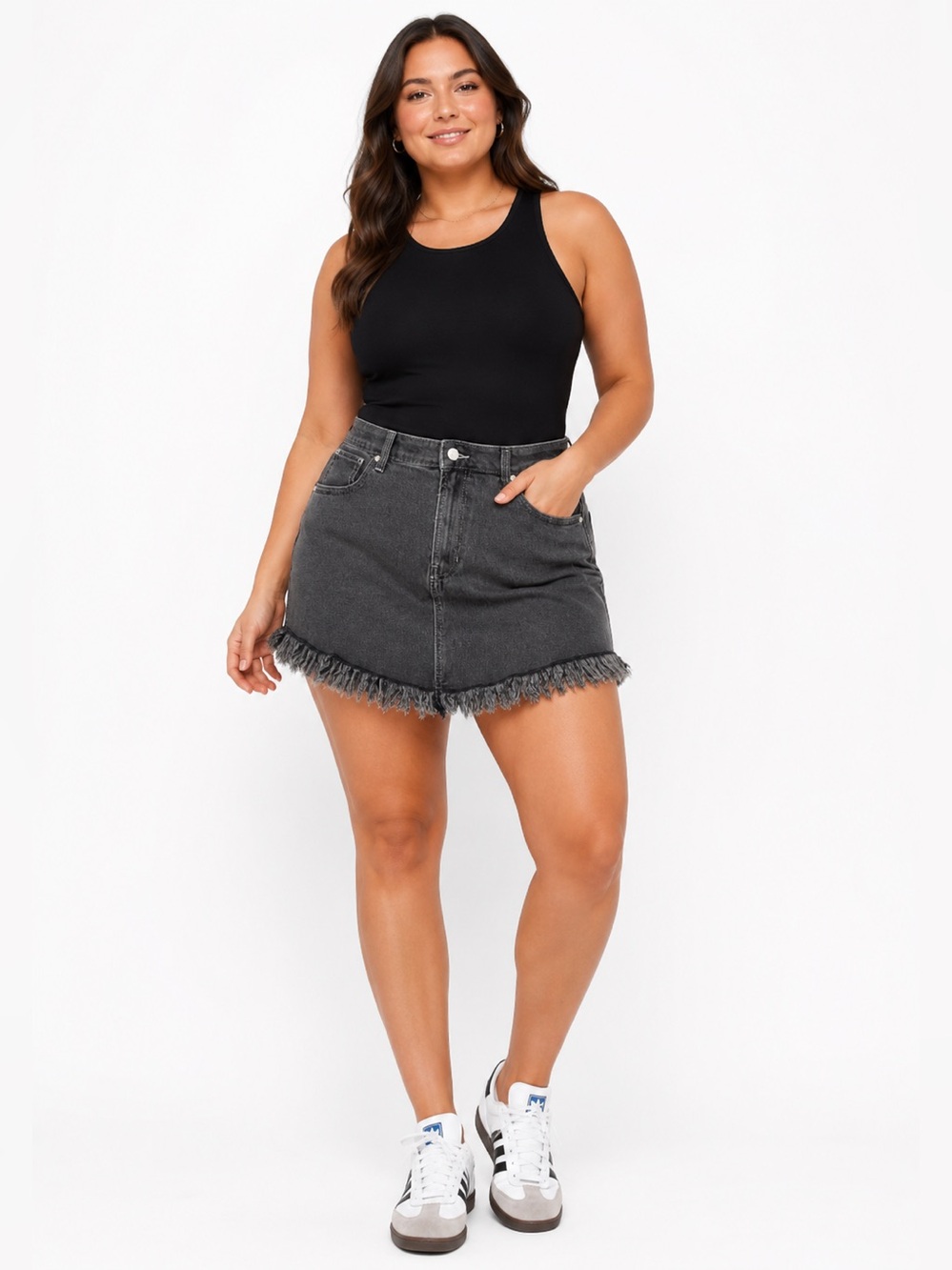 Celebrity Pink Womens Frayed Mini Skirt in Washed Black Denim Sz 13/31